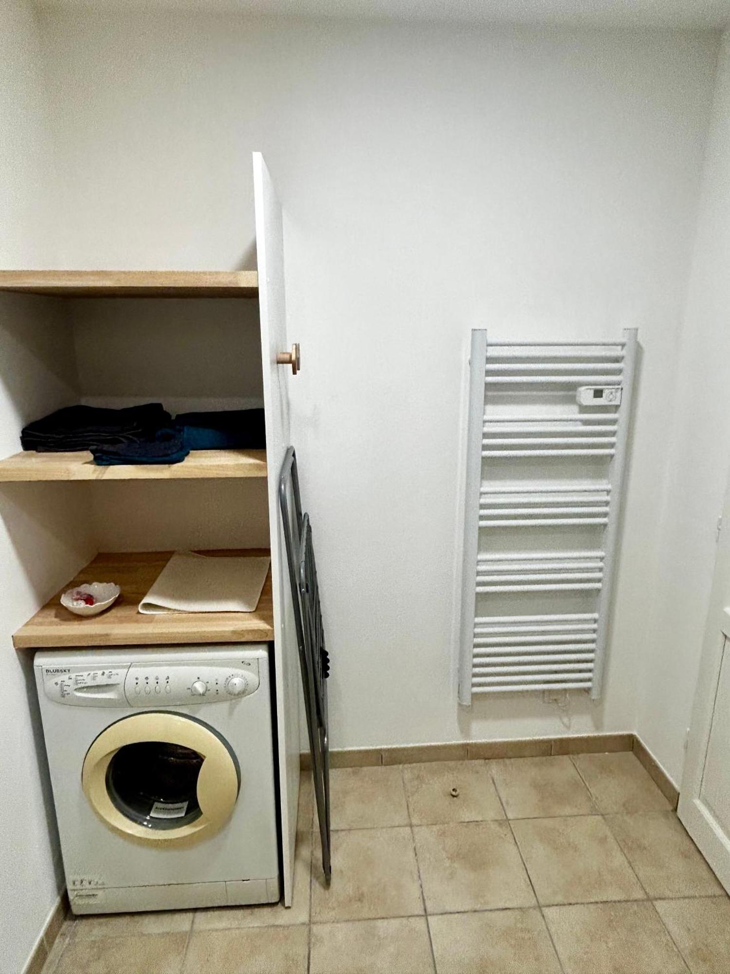 Superbe Appartement Dans Un Mas Nîmes Esterno foto